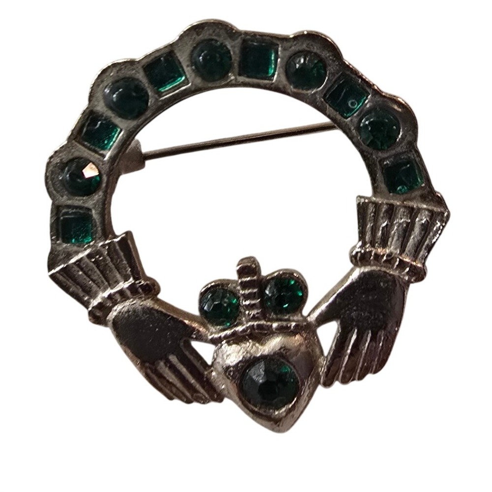 Solvar Irish Claddagh Brooch Silver Tone Green Rhinestone Wreath Pin Ireland